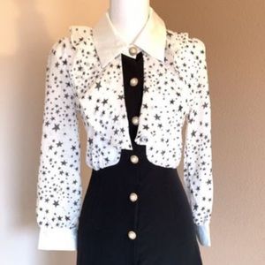 🤩Star dress with pearl buttons NWOT